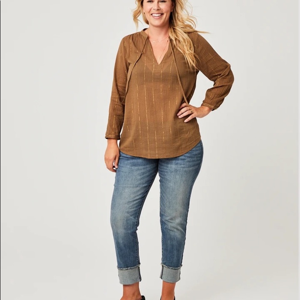 Carve Designs Keenan Top, oak, small